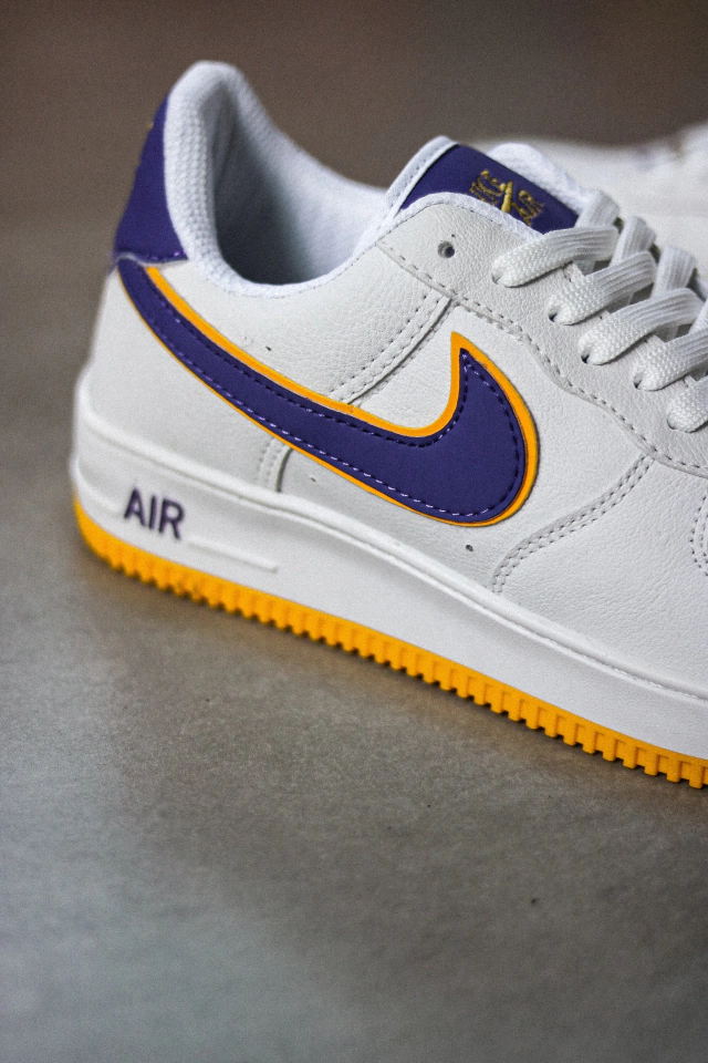 Air Force One - Lakers