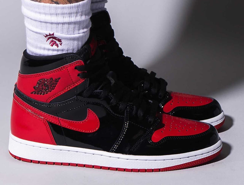 Air Jordan 1 Mid Chicago Black - Vermelho, Preto